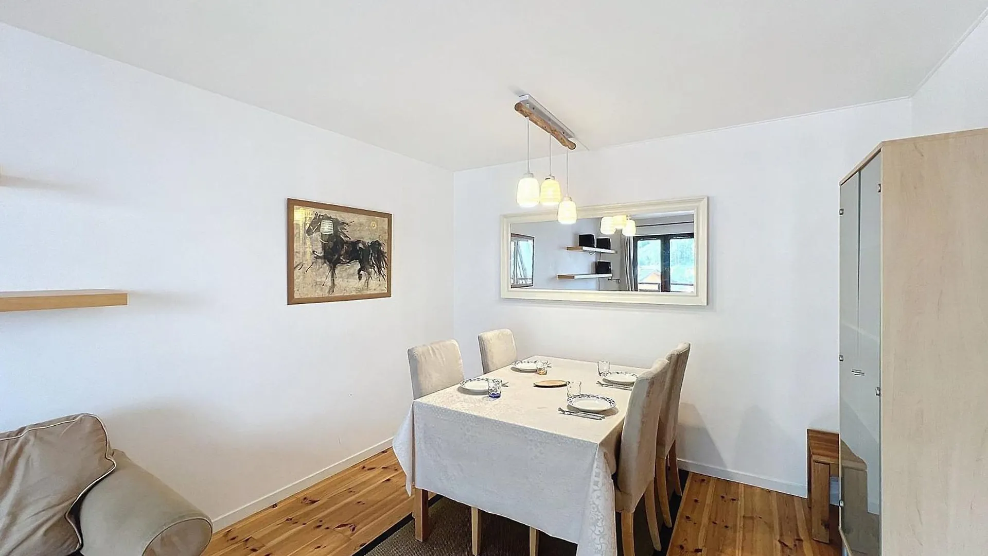 Apartment Appartement Chamonix Centre, 4 Pers, 2 Ch. Avec Balcon, Parking, Proche Telepherique Et Remontees - Fr-1-507-24